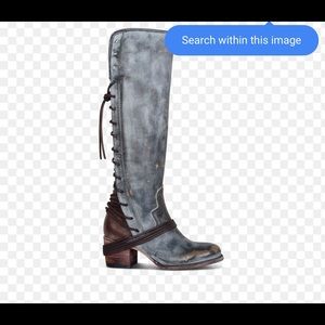 Freebird coal boot in ice